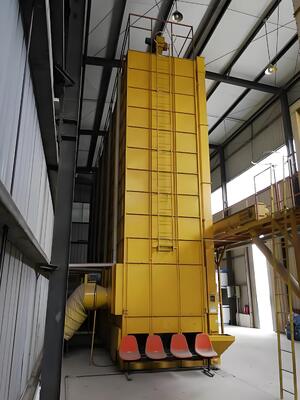 Prezzo buono Asciugatrice di grano a controllo automatico di tipo batch con bruciatore Husk di capacità 15 tonnellate in linea